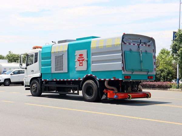 TIANJIN Rear-mounted Dust Extraction Vehicle