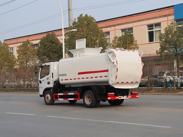 Dongfeng D6 White Kitchen Waste Truck