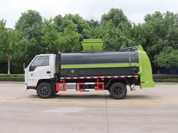 JIANGLING Kitchen Garbage Truck