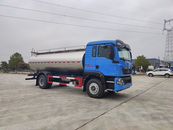 SINOTRUK Vehicle Haworth 13 Square Milk Tanker