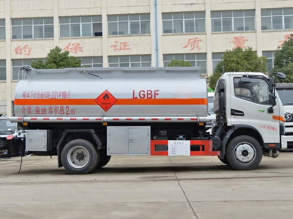 JAC V7 6000L Tanker Truck