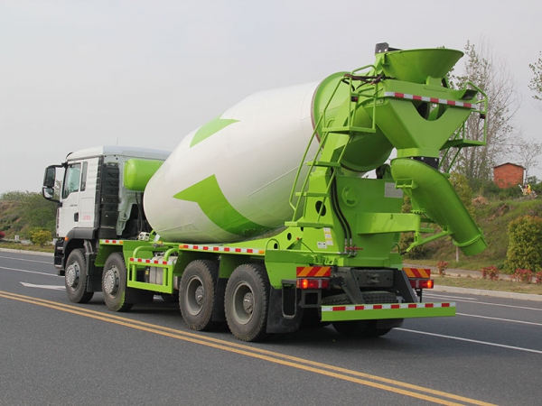 SINOTRUK Duty Truck Shanteka Mixer