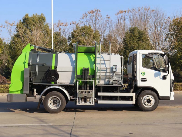 Dongfeng D6 Kitchen Garbage Truck