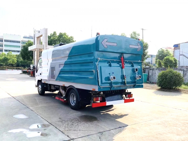 Isuzu 100P Dust Extractor