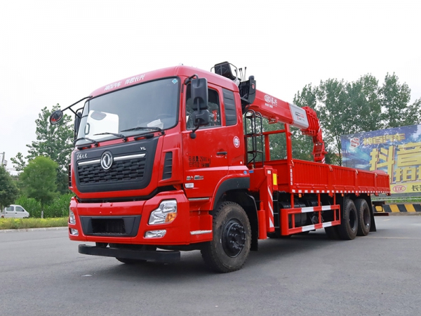 Dongfeng Tianlong VL rear double axle on 2 tons straight boom crane