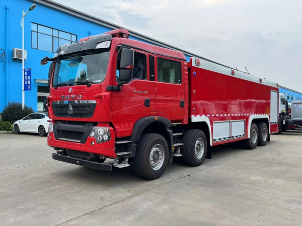 SINOTRUK Duty 16-ton Foam Fire Truck