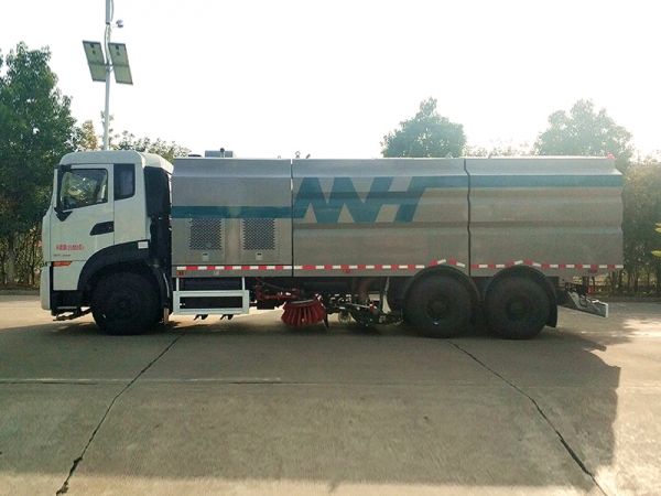 Tianlong Rear Dual Axle Sweeper