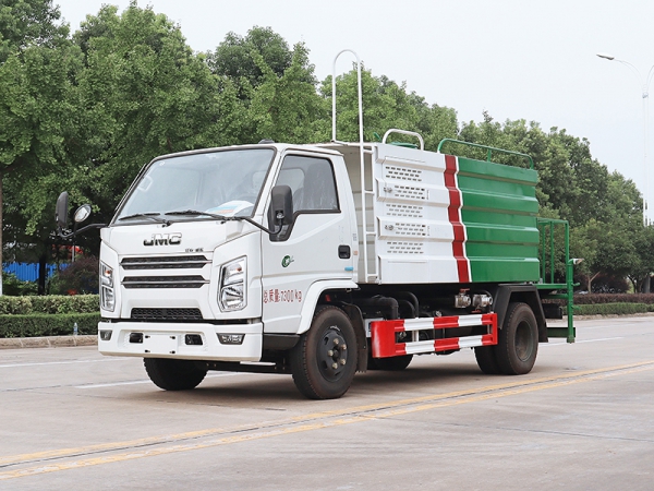 JIANGLING 5 cubic meters spray truck