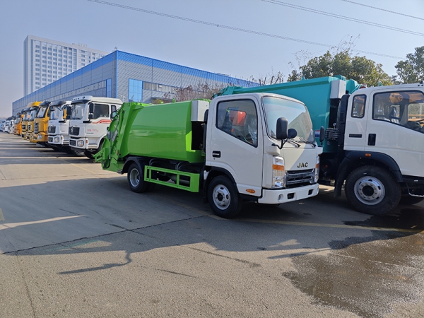 JAC 5-party compressed garbage truck