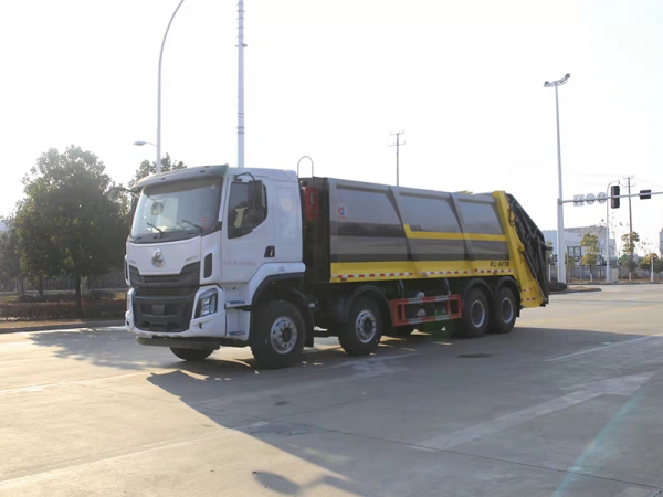 Liuqi front four rear eight compressed garbage truck