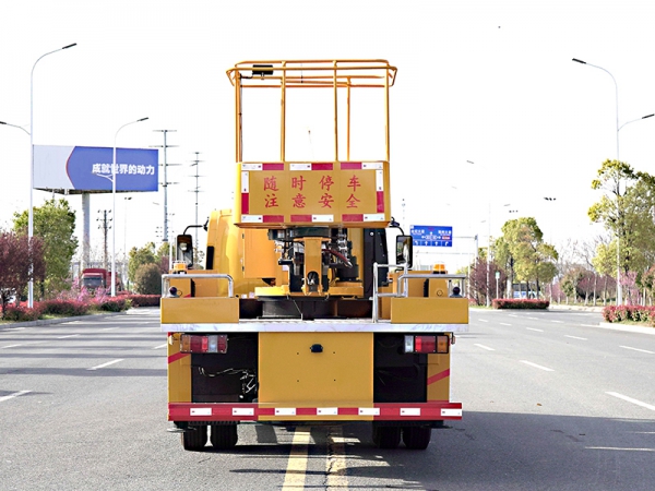 Isuzu 26m Aerial Work Platform Truck