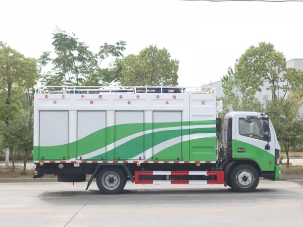 Dongfeng Dolica 3800 Suction and Purification Vehicle