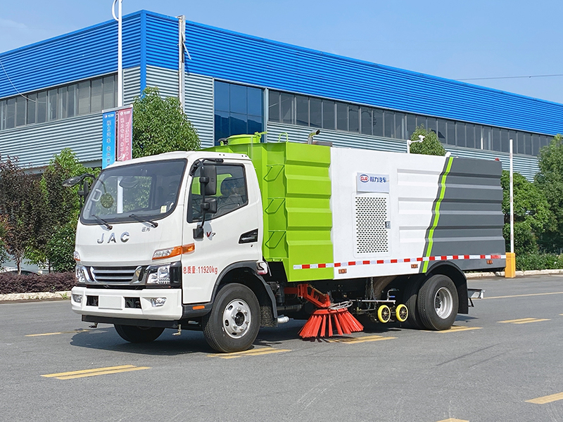 JAC 8 square sweeper