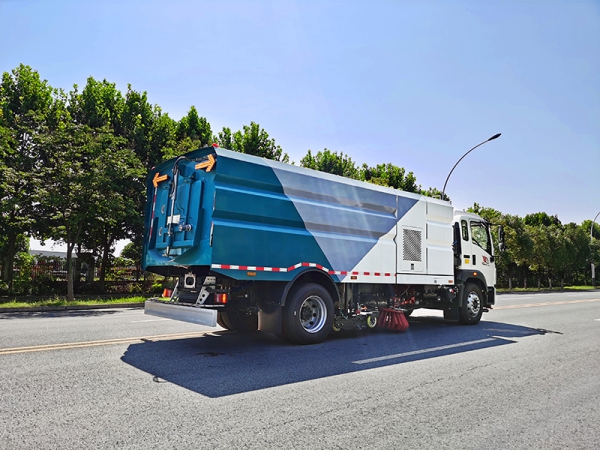 SINOTRUK Duty Haworth Sweeper