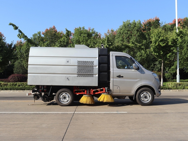 Chang'an 3-party road sweeper