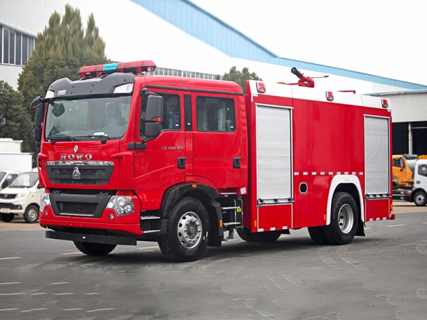 Fire truck, 8-ton foam tank