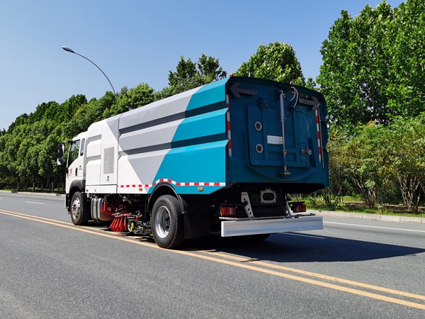 SINOTRUK Duty Haworth Sweeper