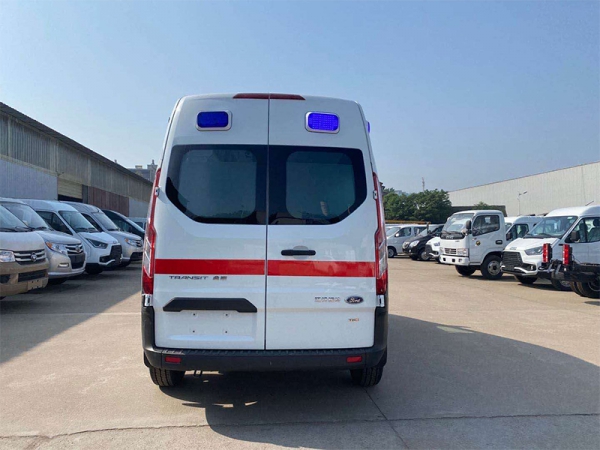 V362 gasoline automatic transfer ambulance