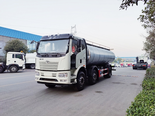 Jiefang J6 3-axle 19.5 mt milk tanker truck