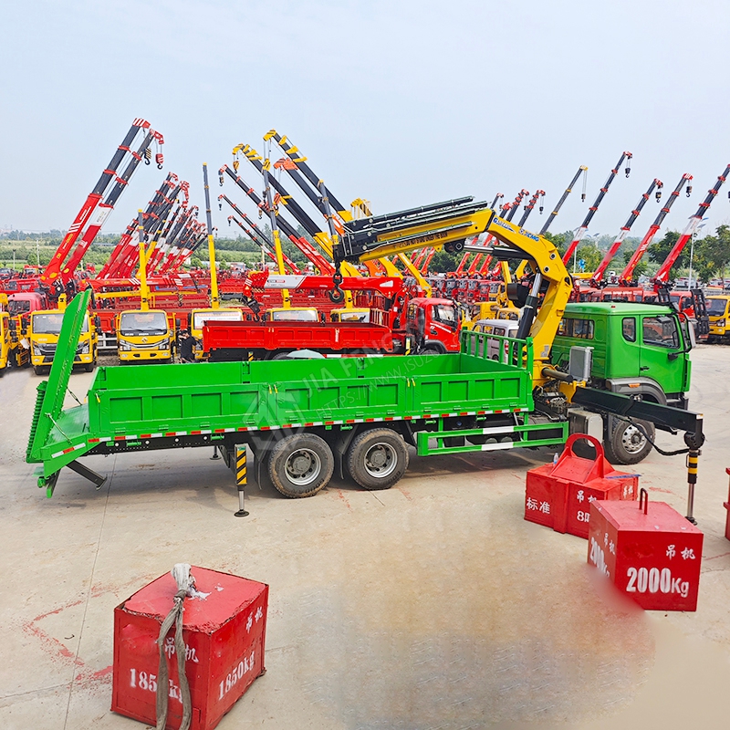 Sinotruk HOWO 6x4 NX XCMG 16-ton 7-section boom mechanical arm crane