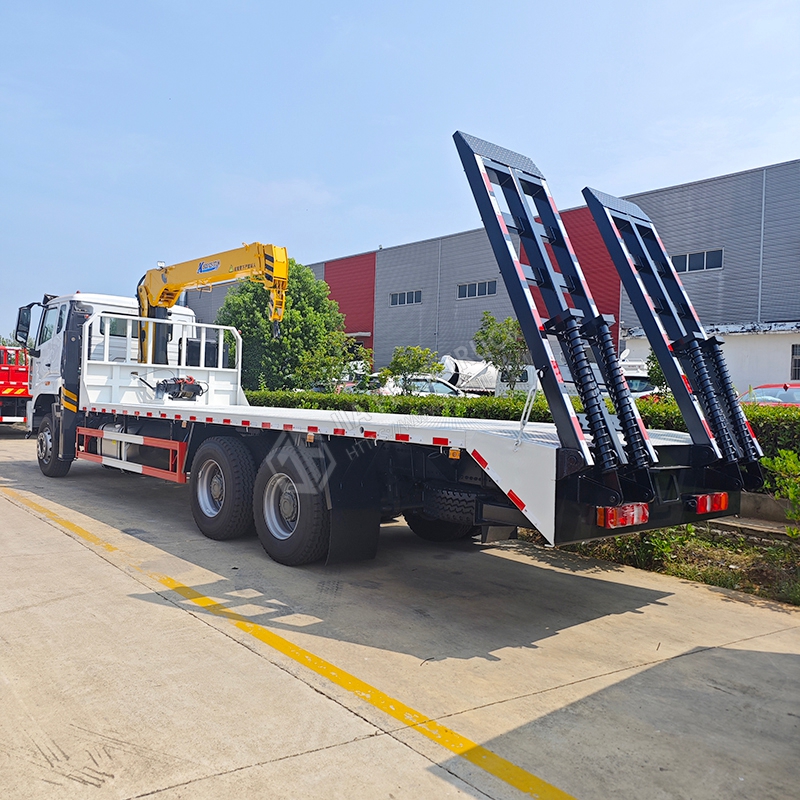 Sinotruk HOWO 6x4 NX XCMG 10-ton 4-section boom