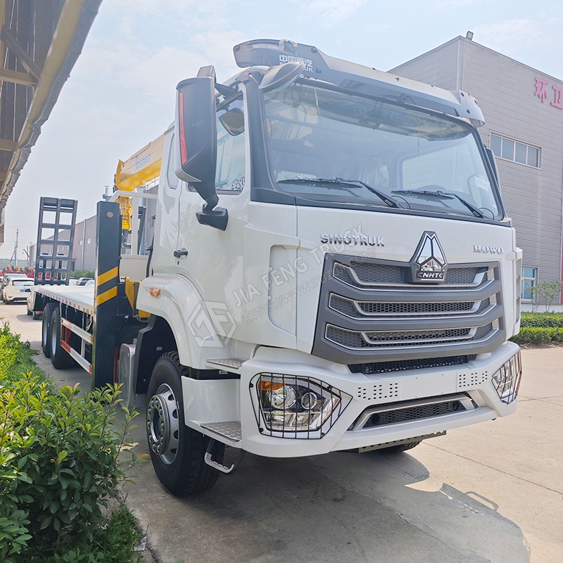 Sinotruk HOWO 6x4 NX XCMG 10-ton 4-section boom