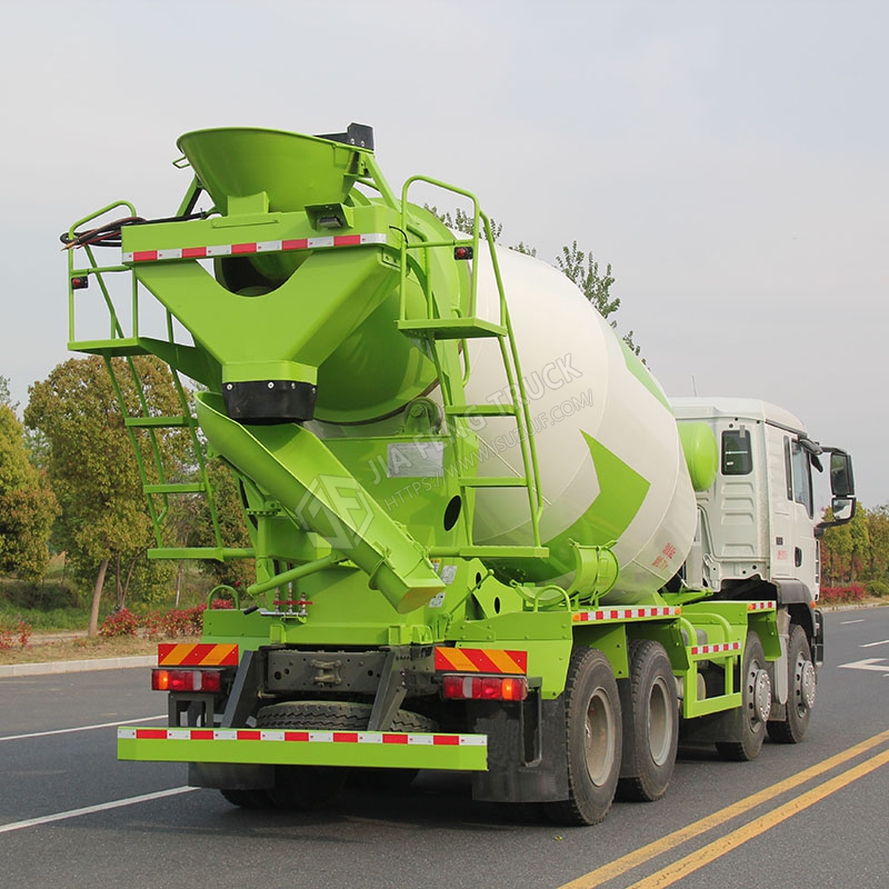Sinotruk Sandaika (8×4) Concrete Mixer Truck
