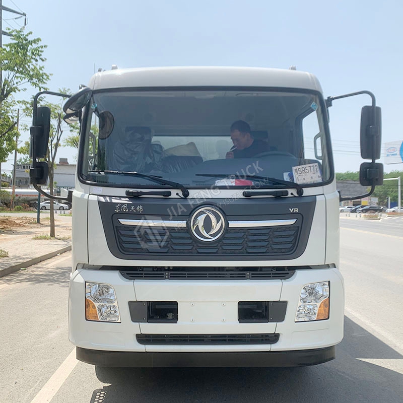 Dongfeng Tian Asphalt Recycling and Repair Truck