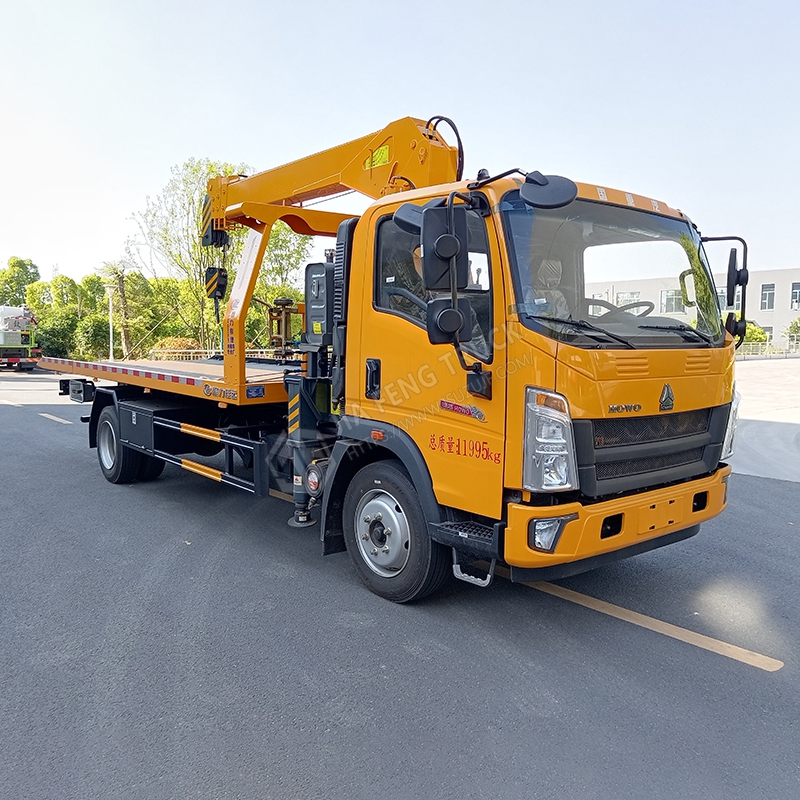 Sinotruk Howo Tow Truck with 2 cars towed