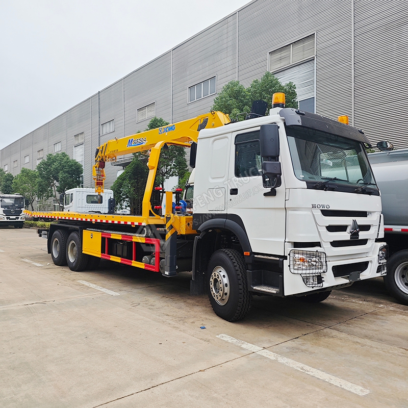 Sinotruk HOWO 6x4 с 10-тонным 4-секционным бум-прицепом XCMG