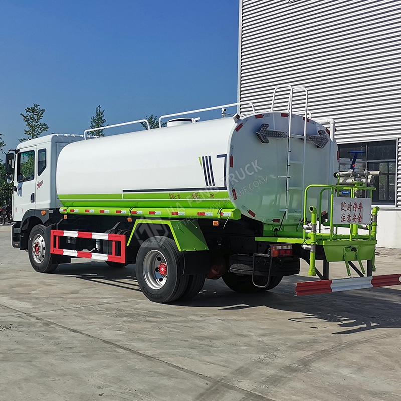 Dongfeng D9 Cami&oacute;n Rociador De Carretera