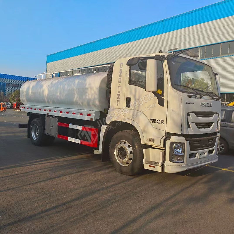 Isuzu 12-Ton Water Supply Truck