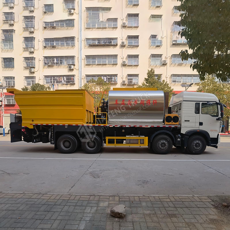 Sinotruk Fiber-Synchronized Stone Chip Seal Machine