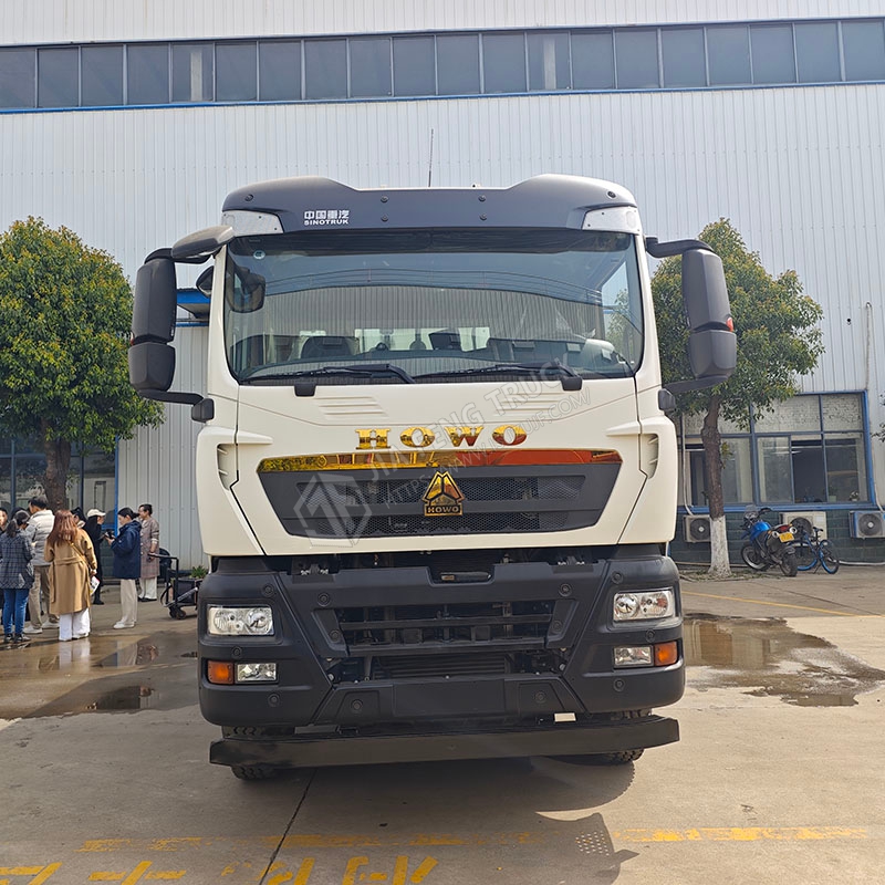 Sinotruk HOWO 8x4 الحصى شاحنة الختم المتزامنة