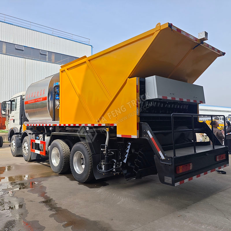 Sinotruk HOWO 8x4 الحصى شاحنة الختم المتزامنة