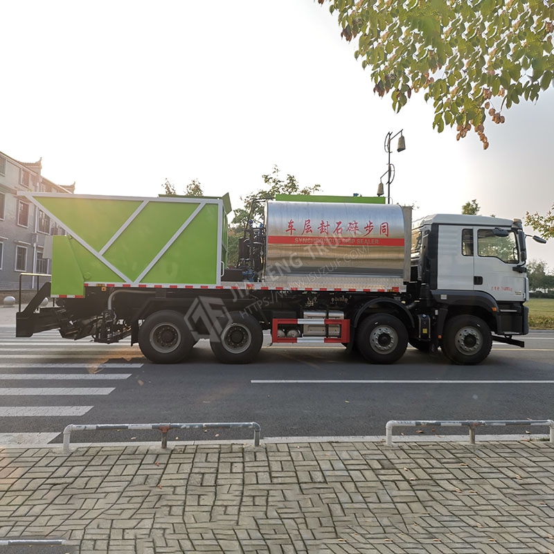 Shacman Automobile 8x4 Gravel Mixer and Asphalt Tank