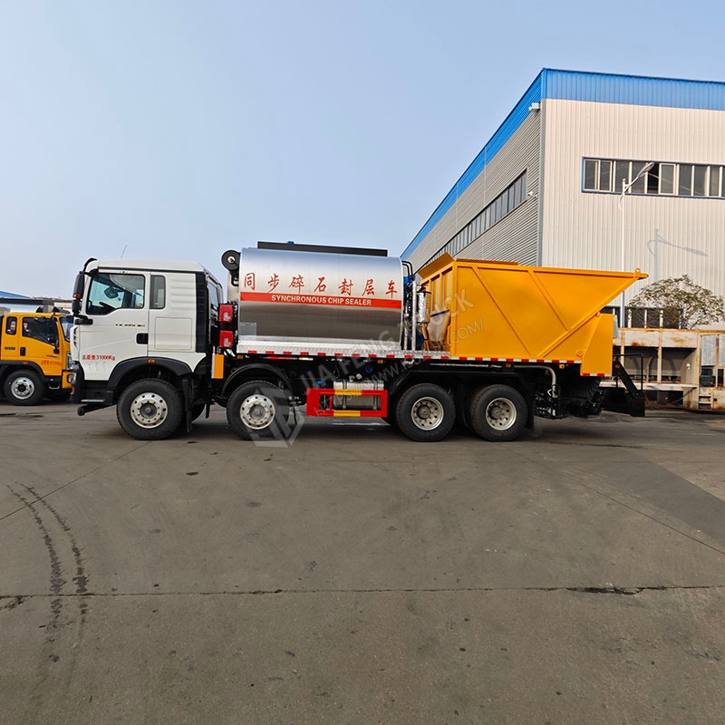 Sinotruk 20-cubic-meter Synchronous Stone-Crushing Seal Coat Truck