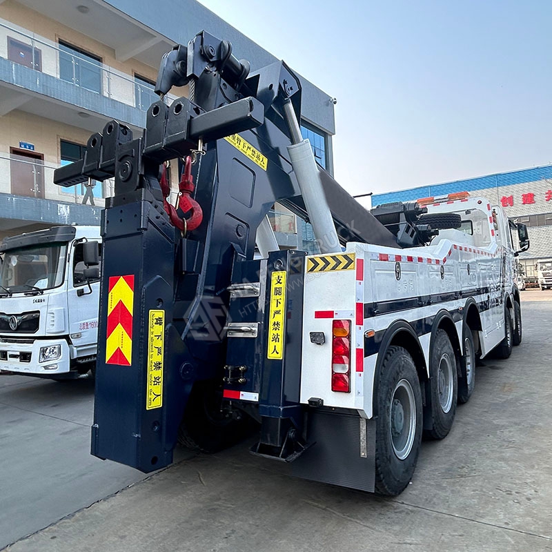 Sinotruk Howo 8x8 شاحنة الإنقاذ الثقيلة مع الرافعة
