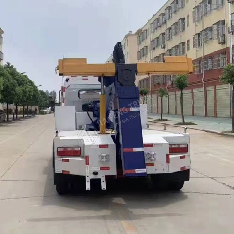 Tractor Pesado Dongfeng DoriKa D7 Con Gr&uacute;a