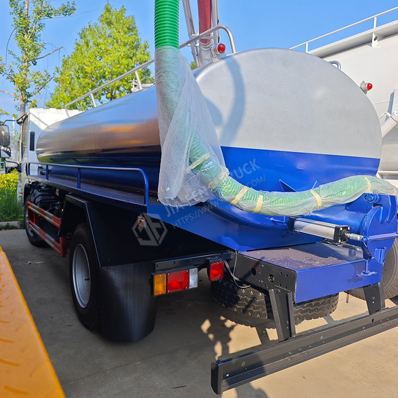 Cami&oacute;n De Tratamiento De Esti&eacute;rcol Y Aguas Residuales Isuzu KV100