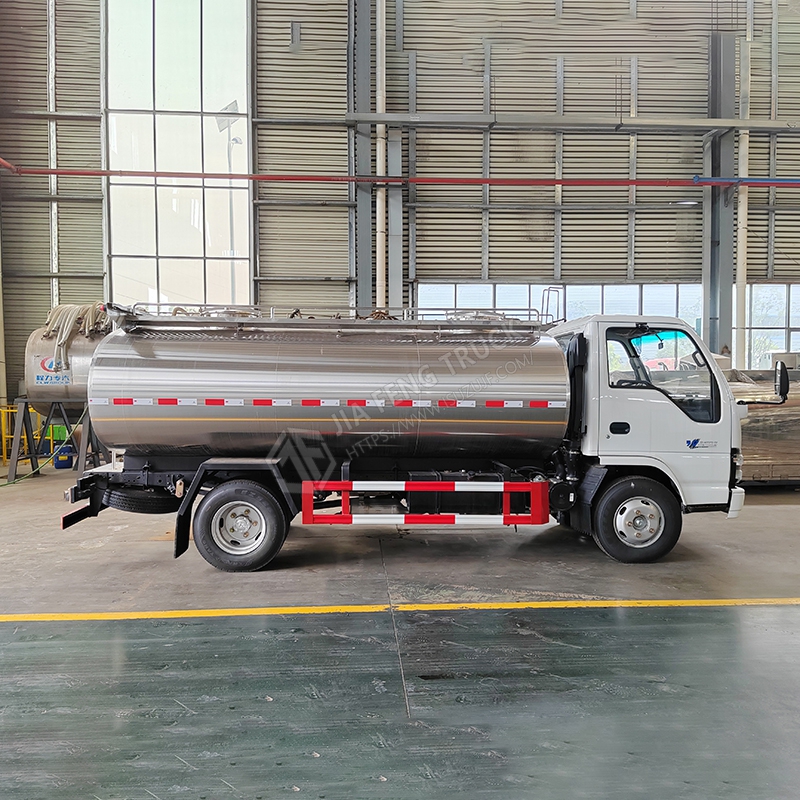 شاحنة توصيل الحليب Isuzu