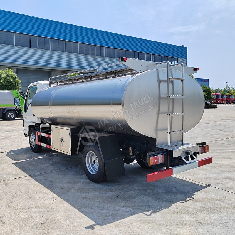 شاحنة توصيل الحليب Isuzu