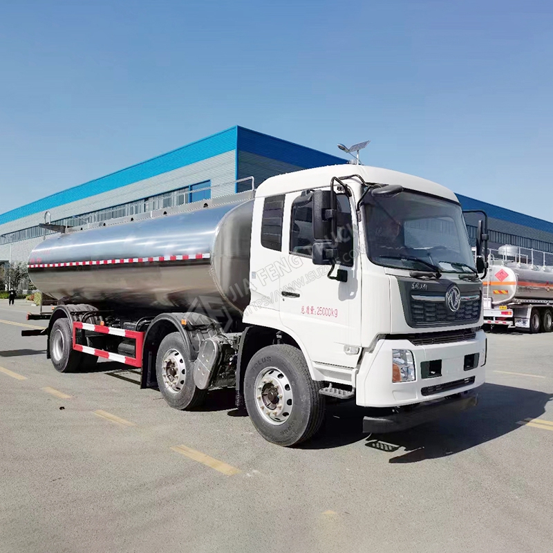 Dongfeng Tianjin Cisterna De Leche De Tres Ejes De 19,5 Metros C&uacute;bicos