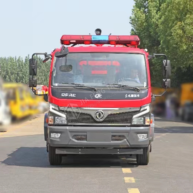 5-тонный пеновый водяной бак пожарный автомобиль