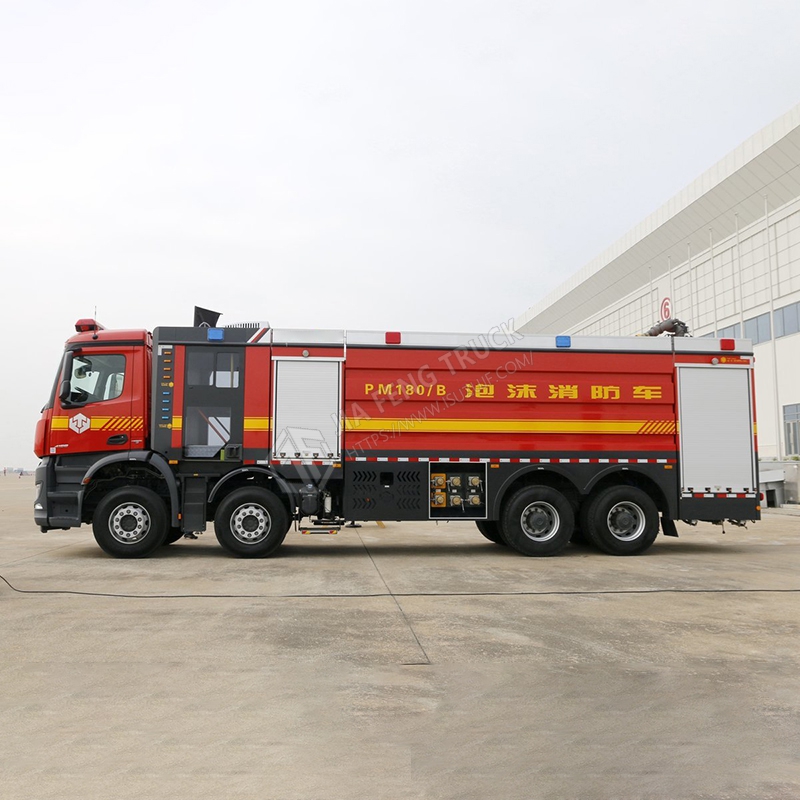 Cami&oacute;n De Bomberos Mercedes-Benz 8x4