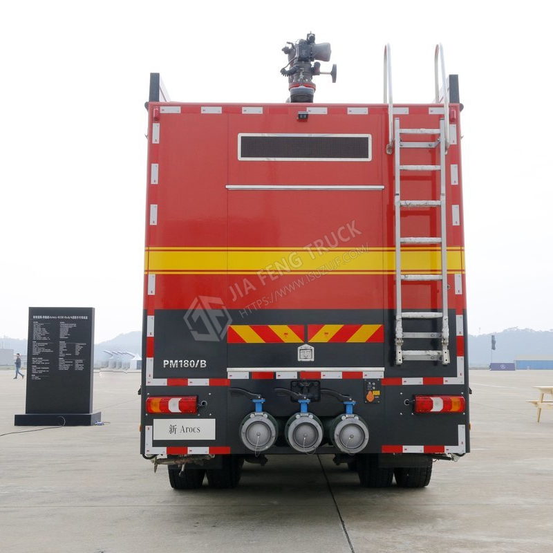 Cami&oacute;n De Bomberos Mercedes-Benz 8x4
