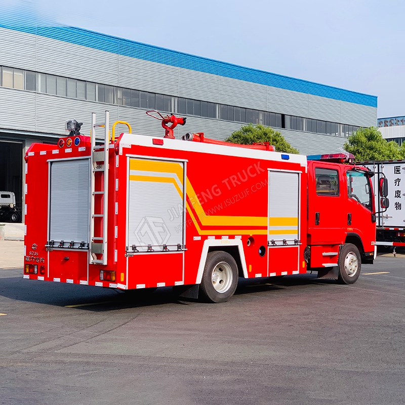 Isuzu 3.5-ton foam water tank fire truck