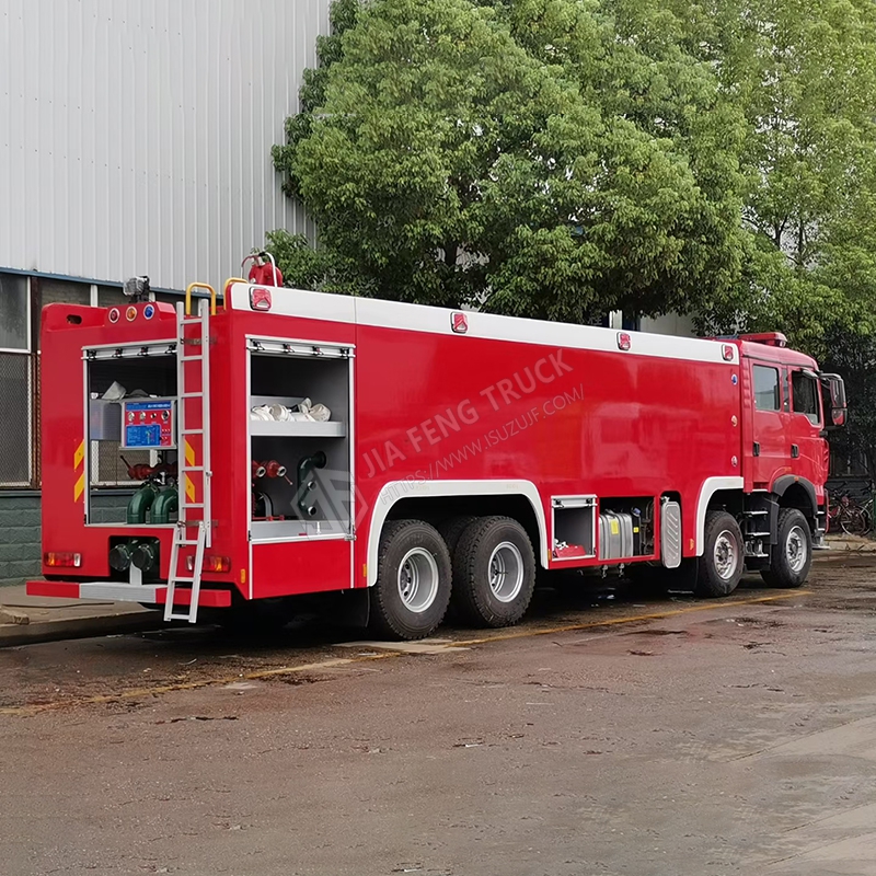 Sinotruk 16-Ton Foam Fire Truck