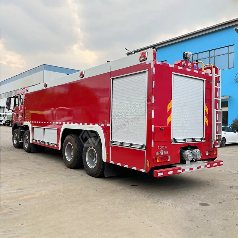 Sinotruk 16-Ton Foam Fire Truck