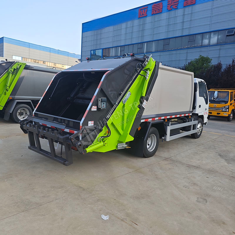 Isuzu 100P Cami&oacute;n De Basura Compactador De 6 Metros C&uacute;bicos